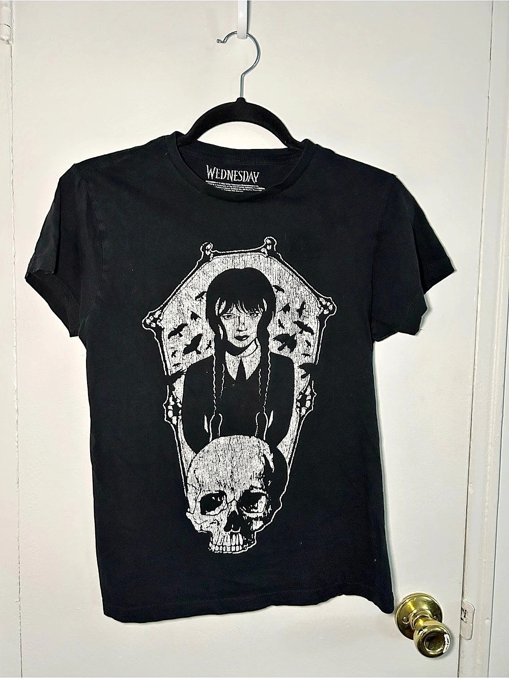 Wednesday Addams Netflix Coffin Skull Graphic Tee S